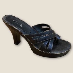 Orig $139!! Black All Leather Designer Slip-on 3.5” Sandal Heels by MIA: Sz 9 M